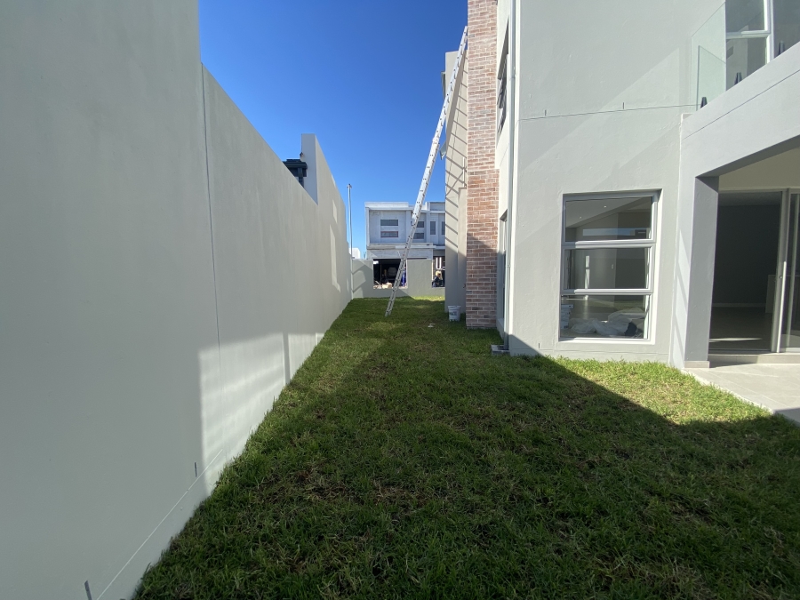 4 Bedroom Property for Sale in Sandown Western Cape